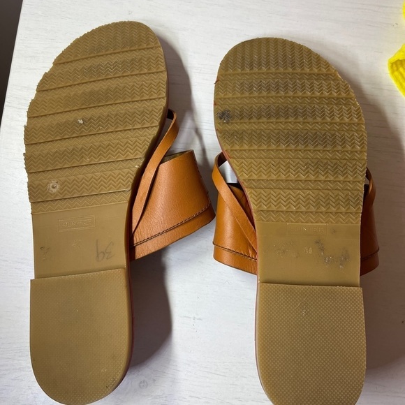 Hunter Leather Slide Sandals Tan - Picture 5 of 10